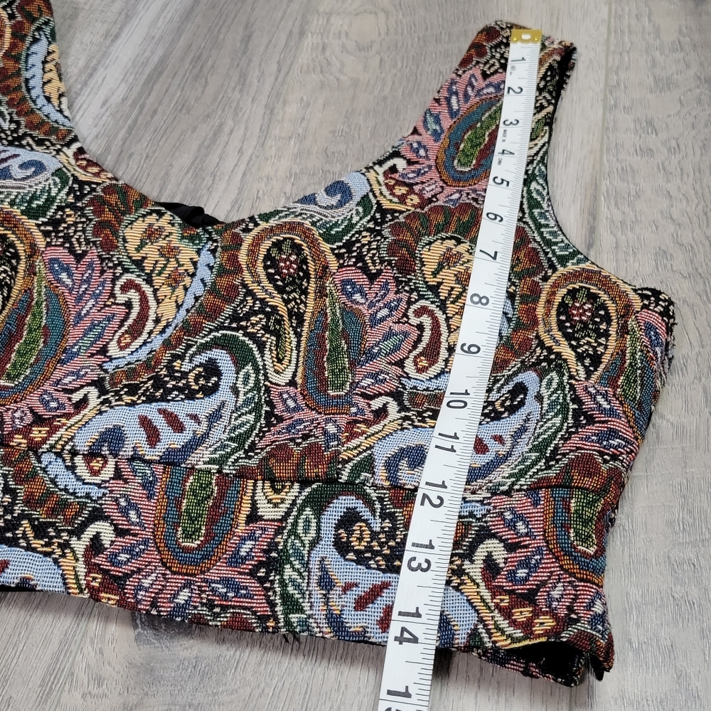Forever 21 Paisley Crop Top Size Medium - Picture 7 of 7